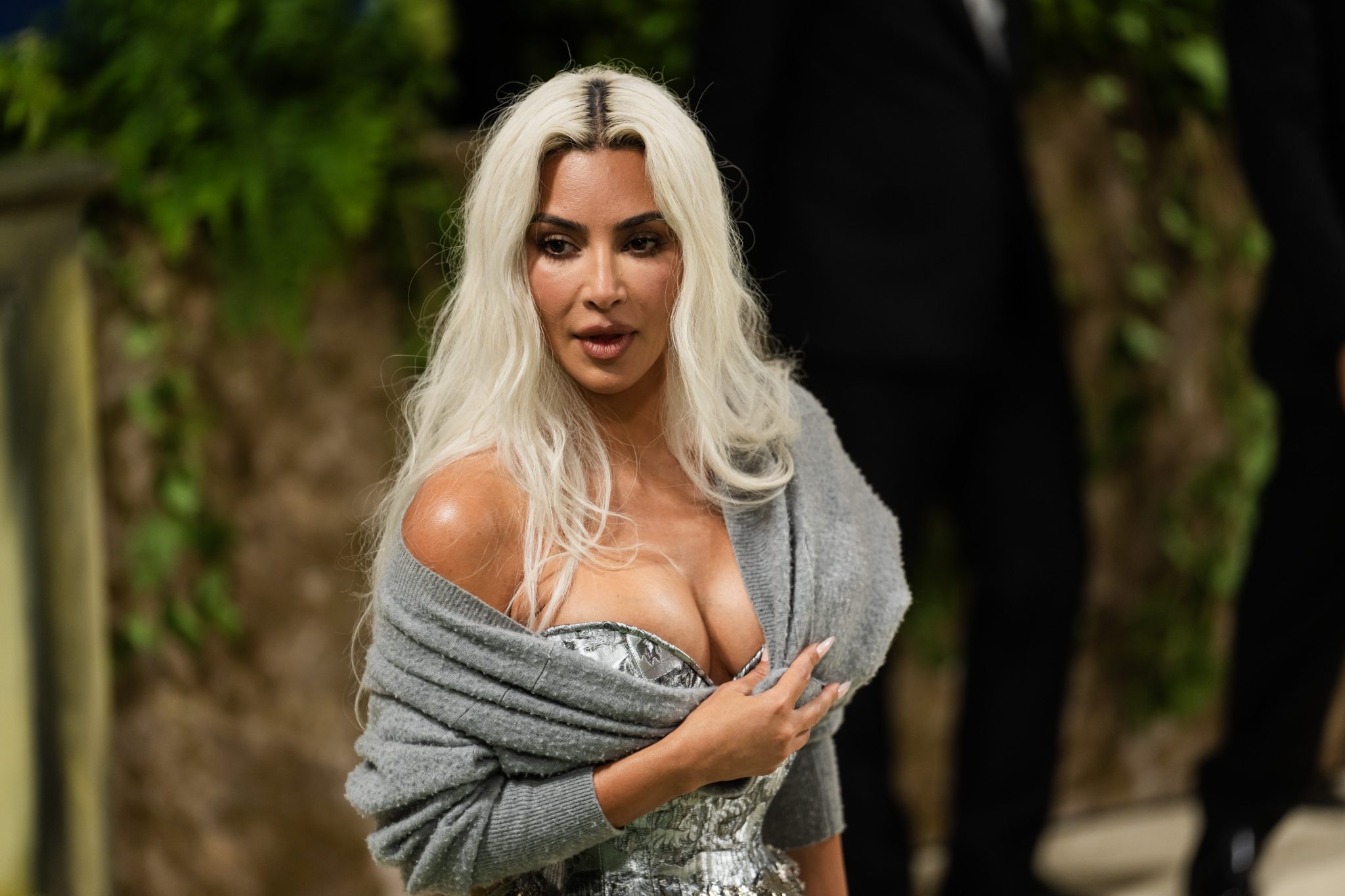 o-desfecho-para-os-ladroes-de-joias-milionarias-de-kim-kardashian