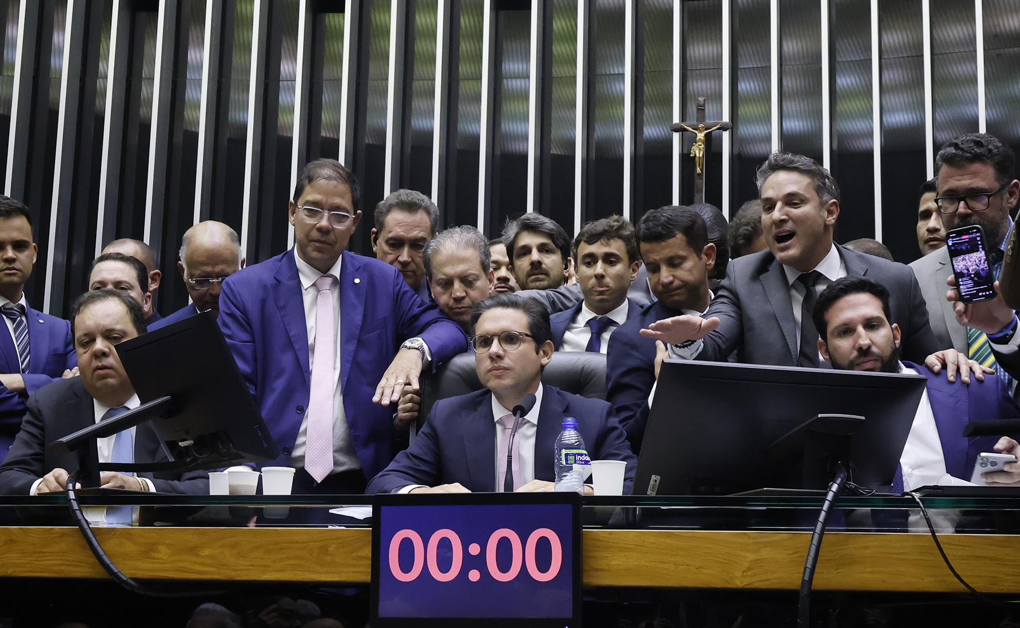 motta-critica-obstrucao-e-diz-que-democracia-nao-pode-ser-negociada