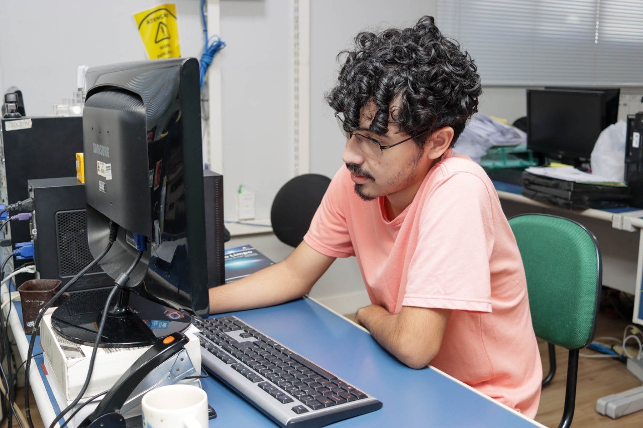 iel-abre-mais-de-660-vagas-de-estagio-em-23-cidades-da-bahia;-bolsas-vao-de-r$-450-a-r$-1,8-mil