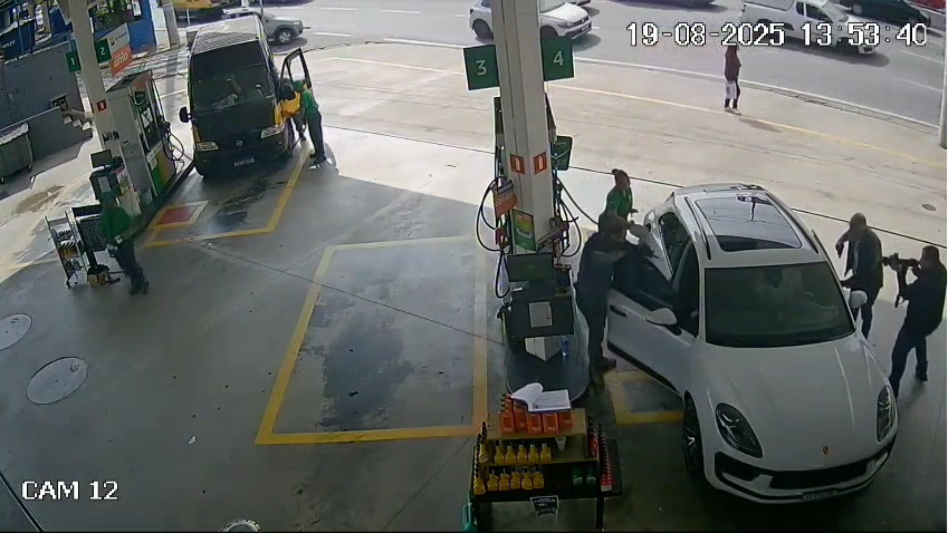 video:-“gordao”,-lider-do-pcc-no-nordeste,-e-preso-em-posto-de-sp