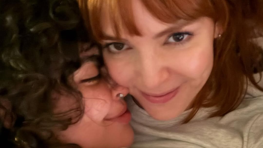 titi-muller-assume-namoro-com-designer-grafica-maria-bellaguarda;-saiba-quem-e