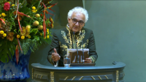 escritor-milton-hatoum-toma-posse-na-academia-brasileira-de-letras