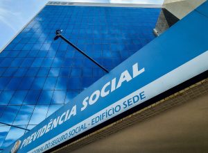 mensagens-falsas-prometem-ressarcimento-de-descontos-a-aposentados