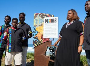 memorial-na-barra-da-tijuca-homenageia-congoles-moise,-morto-em-2022