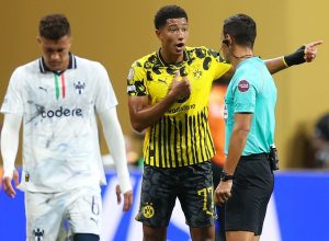 tecnico-do-borussia-diz-que-jobe-bellingham-ficou-surpreso-com-suspensao