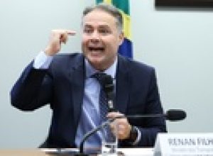 ministro:-mudanca-na-cnh-visa-baratear-processo-e-incentivar-formalizacao