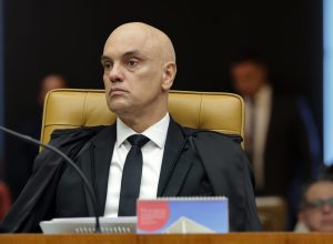 secretario-diz-que-moraes-‘usurpou-poder’-e-‘destruiu-relacao’-com-eua