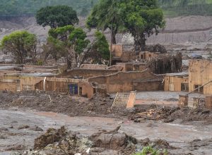 caso-samarco:-programa-de-indenizacao-supera-mais-de-300-mil-pedidos