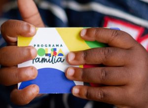 caixa-paga-bolsa-familia-a-beneficiarios-com-nis-de-final-6