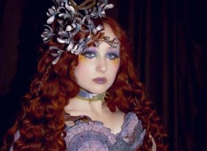 chappell-roan-fara-sua-primeira-apresentacao-no-brasil-no-lollapalooza-2026