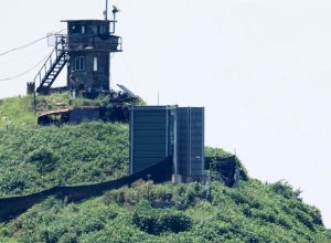 apos-seis-decadas-no-ar,-coreia-do-sul-silencia-a-voz-da-liberdade