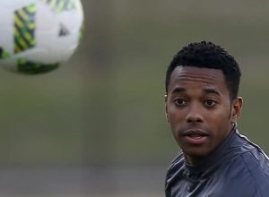 stj-mantem-robinho-preso-no-brasil-por-estupro-na-italia
