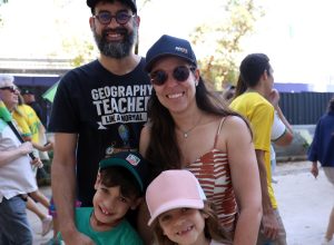 brasileiros-celebram-soberania;-curupira-e-ze-gotinha-desfilaram