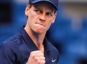 jannik-sinner-brilha-em-pequim-e-conquista-o-china-open-pela-segunda-vez