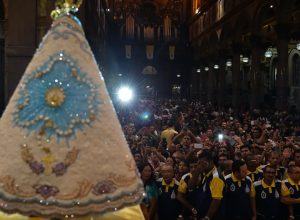 romaria-fluvial-antecede-procissao-do-cirio-de-nazare,-em-belem
