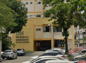 tres-homens-sao-mortos-em-ataque-a-bar-em-nova-iguacu,-no-rj