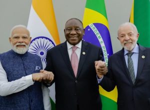 no-g20,-lula-defende-soberania-em-ia-e-minerais-criticos-ao-lado-de-modi-e-ramaphosa