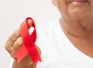 hiv-apos-os-50:-quando-o-tabu-e-fator-de-risco