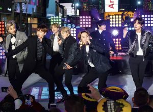 bts-anuncia-nova-turne-mundial-e-retorna-ao-brasil-com-tres-shows-em-sp