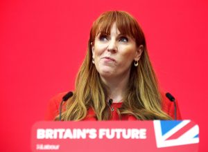 primeiro-ministro-britanico-pode-cair-e-substituta-vem-da-esquerda-radical