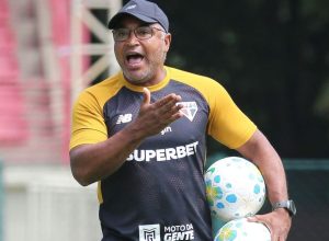 sao-paulo-busca-afastar-crise-em-duelo-com-mirassol-pelo-brasileiro