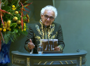 escritor-milton-hatoum-toma-posse-na-academia-brasileira-de-letras